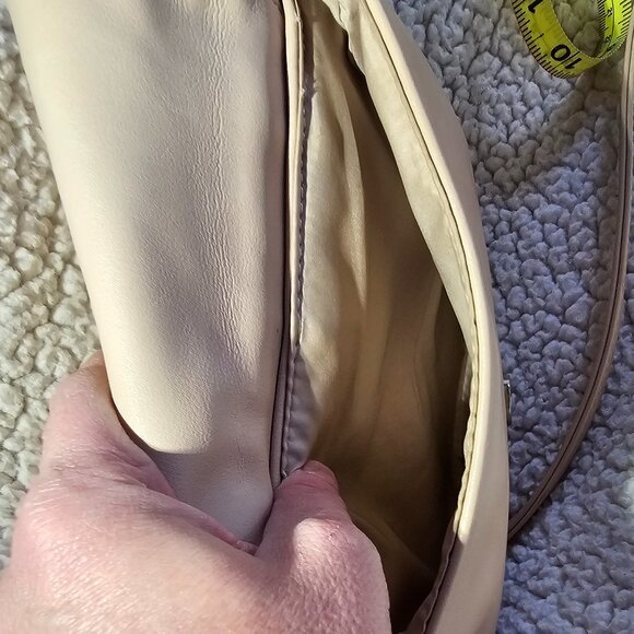 Nine West Quilted Crossbody Purse – Beige, Metal Logo Plate, Zipper Closure - Picture 8 of 8